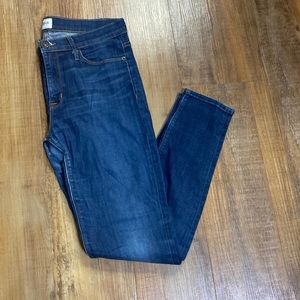 Hudson lightly distressed dark wash jeans size 29